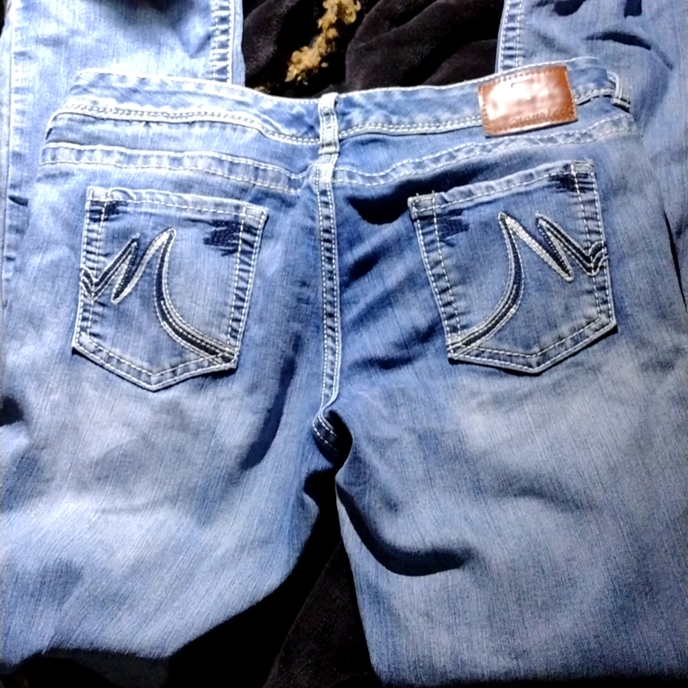 Maurices jeans